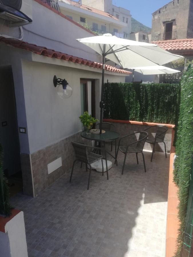 Maremonti Apartments Castellammare di Stabia Buitenkant foto